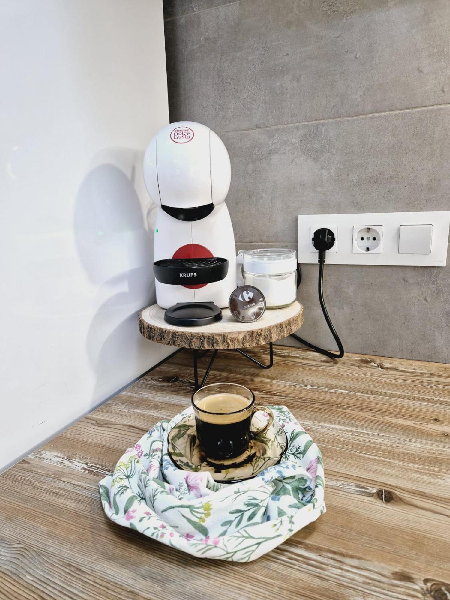 La Casa De Veronica - Serene Apartment With Shared Pool, Steps From The Beach トレビエハ エクステリア 写真